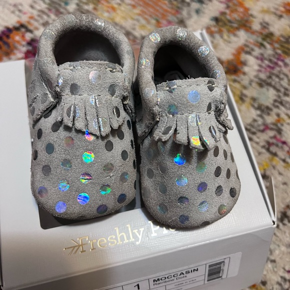 Freshly Picked Baby Moccasins - Rainbow Dots - Picture 8 of 9